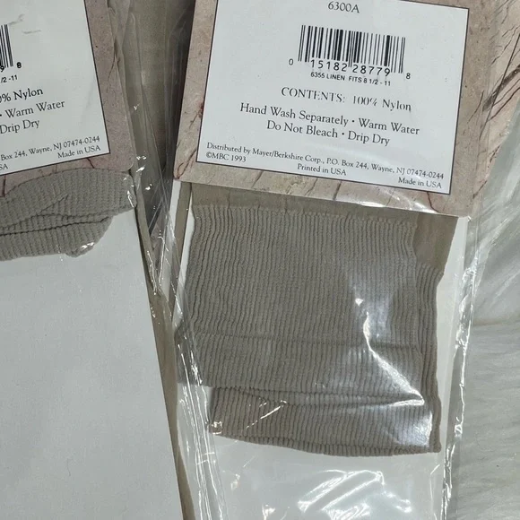 Berkshire All day Sheer. Reinforced Toe. Color Linen. Style 6355. 5 pairs - Picture 5 of 5